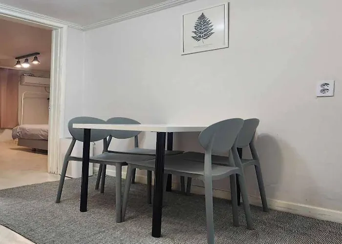 마이리틀 White Linen House Appartement
