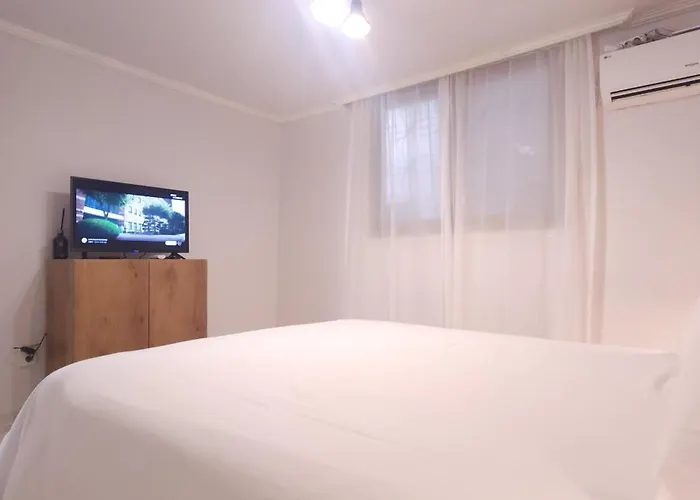 마이리틀 White Linen House アパート *