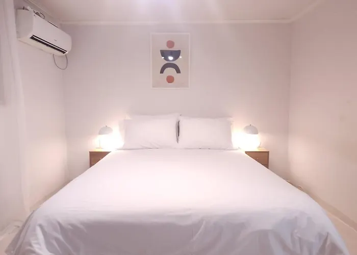 마이리틀 White Linen House アパート