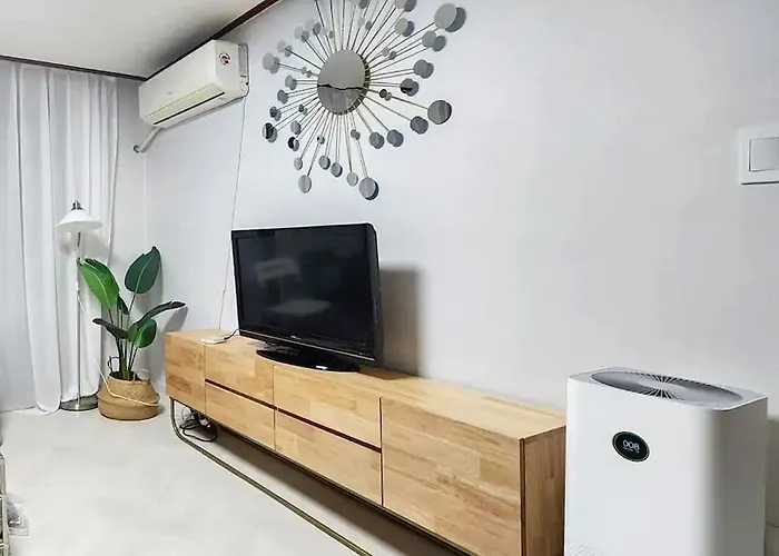 마이리틀 White Linen House アパート *